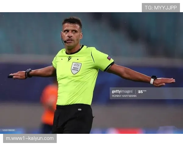 边裁内瓦多与曼萨诺长期搭档 两人均来自埃斯特雷马杜拉足协